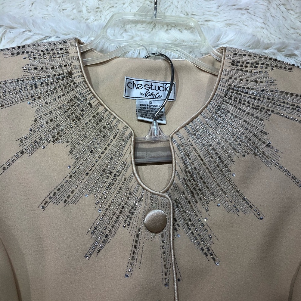 Tan ladies 2 piece outfit